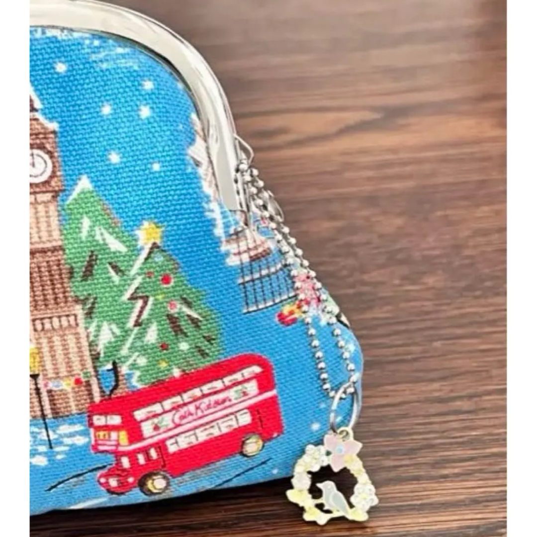 Cath Kidston(キャスキッドソン)のキャスキッドソン　ハンドメイド　ロンドンシーン　クリスマス柄　がま口財布 ハンドメイドのファッション小物(財布)の商品写真