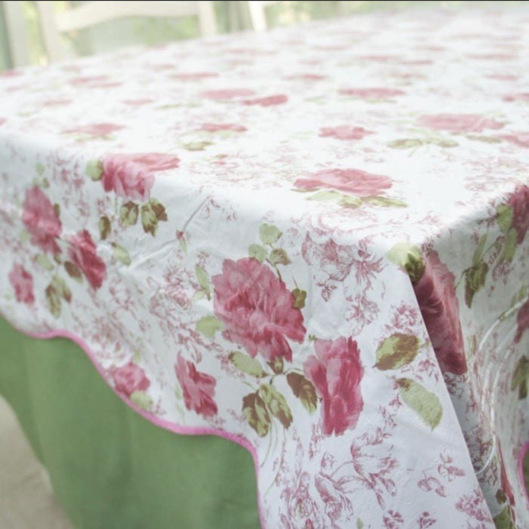テーブルクロス　ランチョンマット　撥水　はっ水　はっ水　ローズ　花柄　花　薔薇 インテリア/住まい/日用品のキッチン/食器(テーブル用品)の商品写真