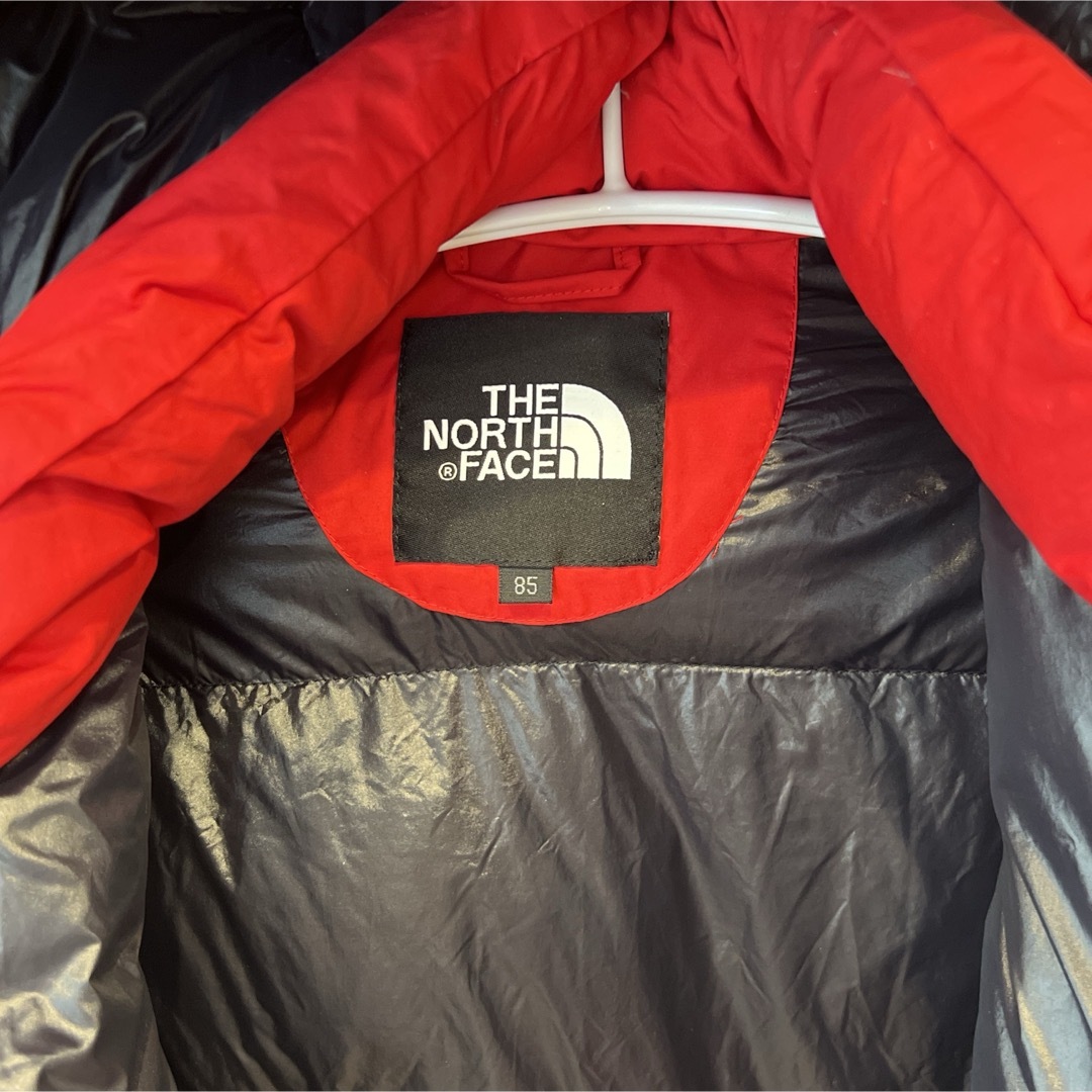 THE NORTH FACE(ザノースフェイス)のザノースフェイス　パーカー　ジャケット　ハイベント　700フィル　レッド レディースのジャケット/アウター(その他)の商品写真