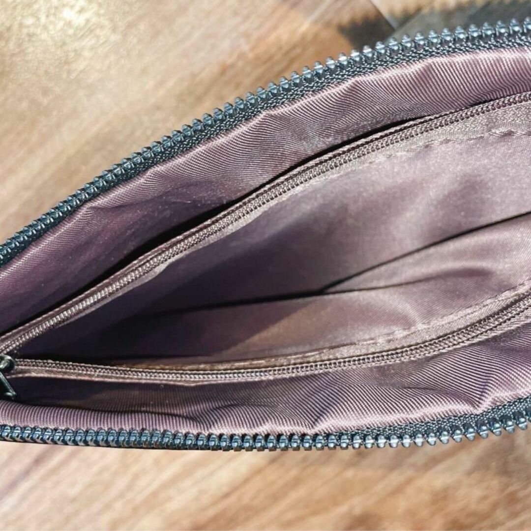 セカンドバッグ 編み込み 黒 クラッチ 高級感 イントレチャート ブラック メンズのバッグ(セカンドバッグ/クラッチバッグ)の商品写真
