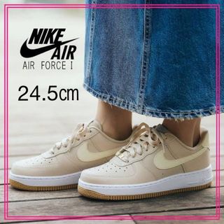 ナイキ(NIKE)の【新品】24.5㎝　NIKE WMNS AIR FORCE 1 '07 (スニーカー)