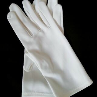 バスガイド　キャディさん用　ナイロン100%製　白手袋　Mサイズ(手袋)