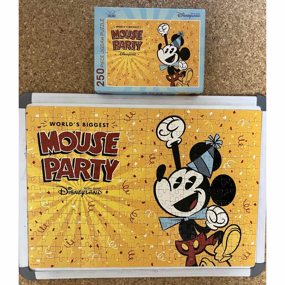 Disney(ディズニー)の香港ディズニーランド   年パス入会特典非売品 パズル　クリスマスカード2枚  エンタメ/ホビーのエンタメ その他(その他)の商品写真