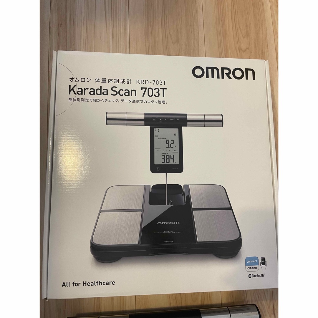 OMRON(オムロン)のOMRON KaradaScan 703T (KRD-703T) スマホ/家電/カメラの美容/健康(体重計/体脂肪計)の商品写真