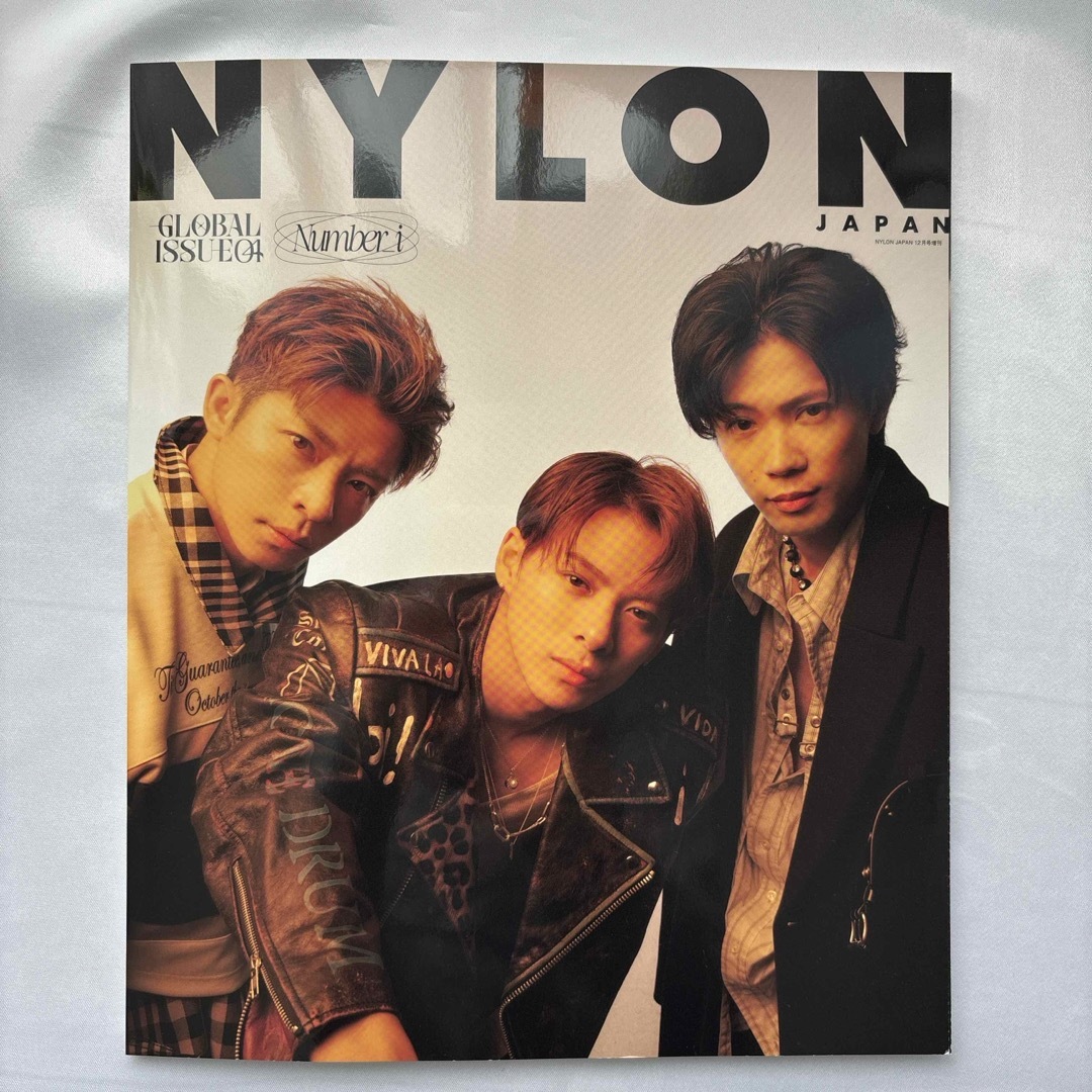 美品NYLON JAPAN GLOBAL ISSUE 04 2023年 12月号 エンタメ/ホビーの雑誌(その他)の商品写真