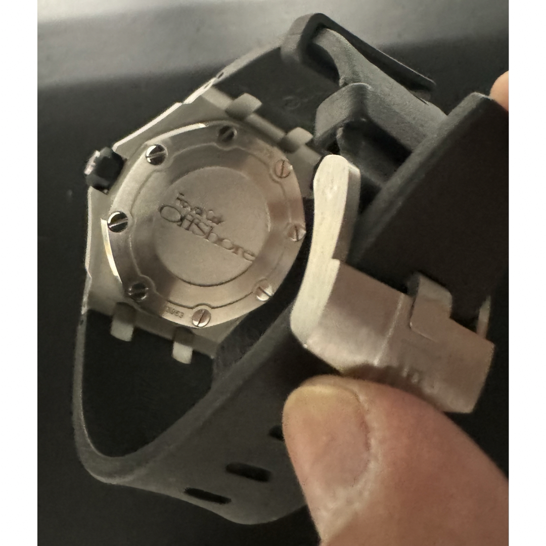 AUDEMARS PIGUET(オーデマピゲ)のオーデマピゲ ロイヤルオーク オフショア ダイバー 文字盤ブラック メンズの時計(腕時計(アナログ))の商品写真