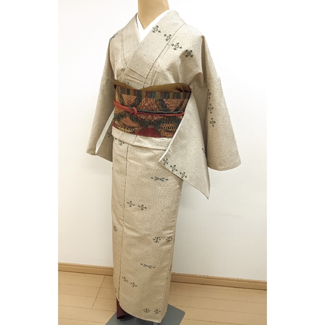Runa Runa 樣 専用 紬のきもの正絹 袷 未着用 美品 Runa Runa 樣 専用 紬のきもの正絹 袷 未着用 美品