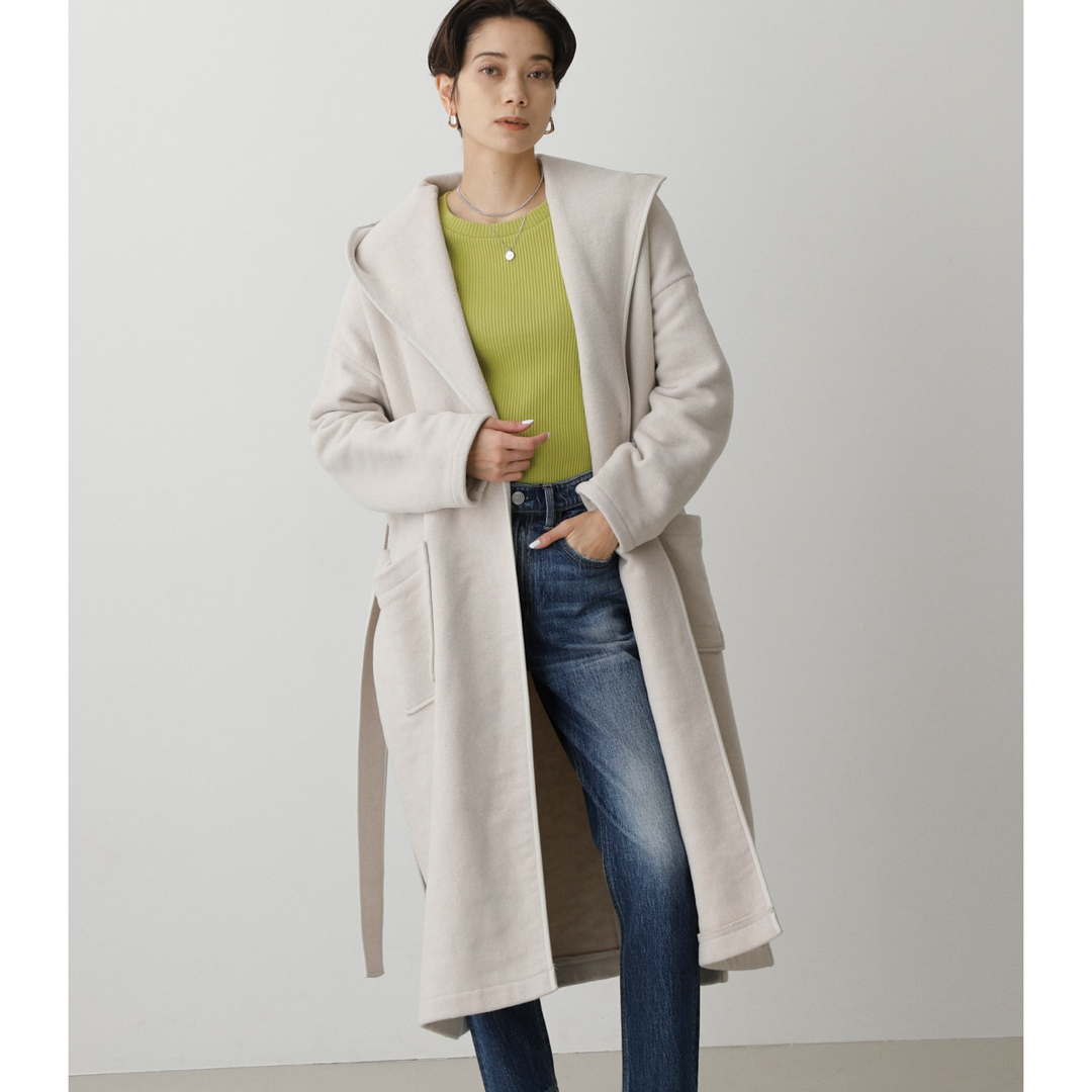 AZUL by moussy(アズールバイマウジー)の 新品タグ付き！ AZUL BY MOUSSY HOODIE GOWN COAT レディースのジャケット/アウター(ガウンコート)の商品写真