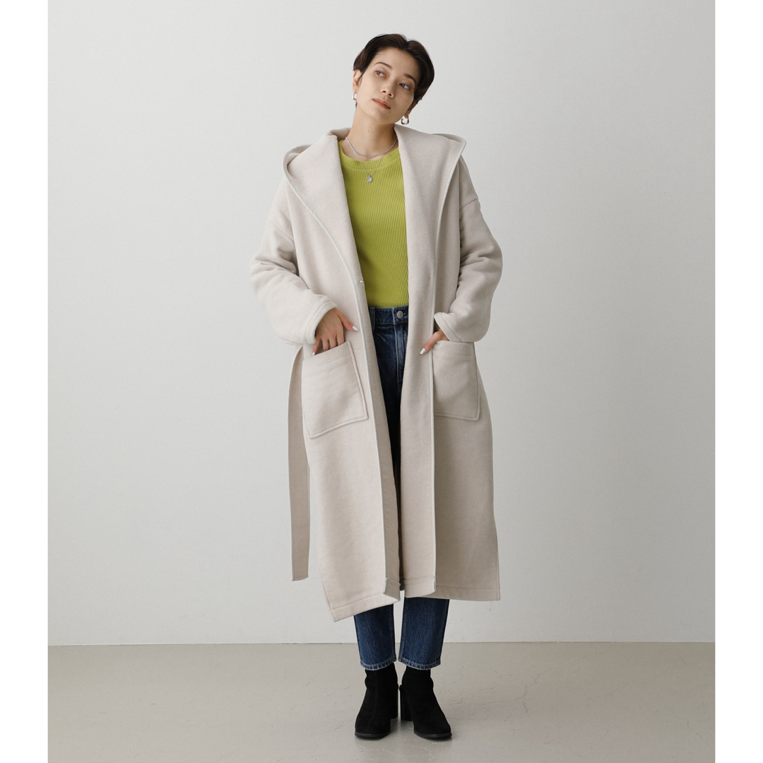 AZUL by moussy(アズールバイマウジー)の 新品タグ付き！ AZUL BY MOUSSY HOODIE GOWN COAT レディースのジャケット/アウター(ガウンコート)の商品写真