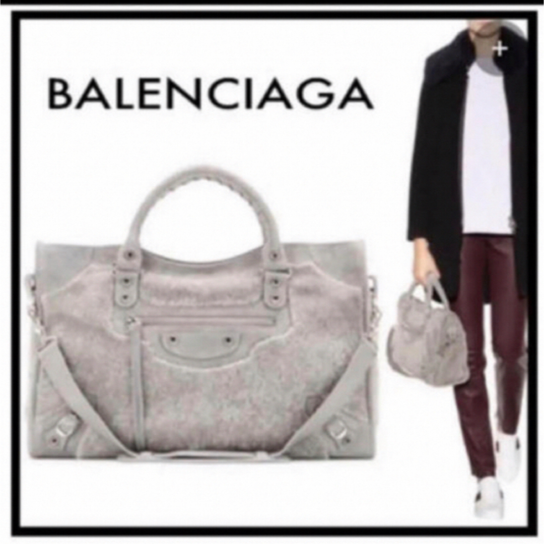 BALENCIAGA BAG(バレンシアガバッグ)のBALENCIAGA バレンシアガ ムートン もこもこ♡ バッグ グレー レディースのバッグ(ショルダーバッグ)の商品写真