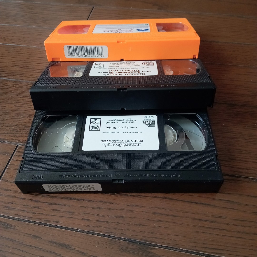 英語ビデオ3個セット　キッズ　VHS エンタメ/ホビーのDVD/ブルーレイ(キッズ/ファミリー)の商品写真