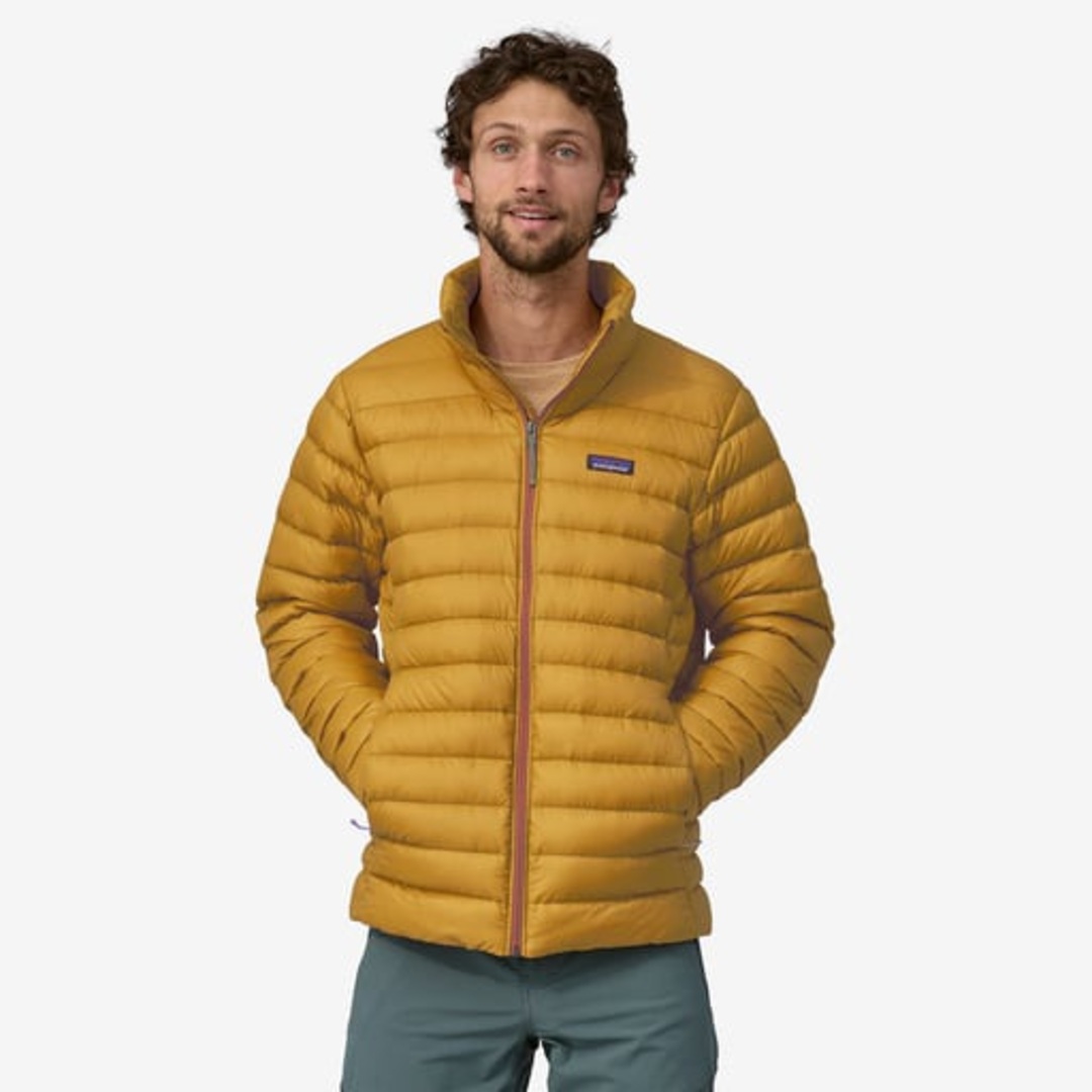 patagonia(パタゴニア)の新品 S PATAGONIA M'S DOWN SWEATER メンズのジャケット/アウター(ダウンジャケット)の商品写真