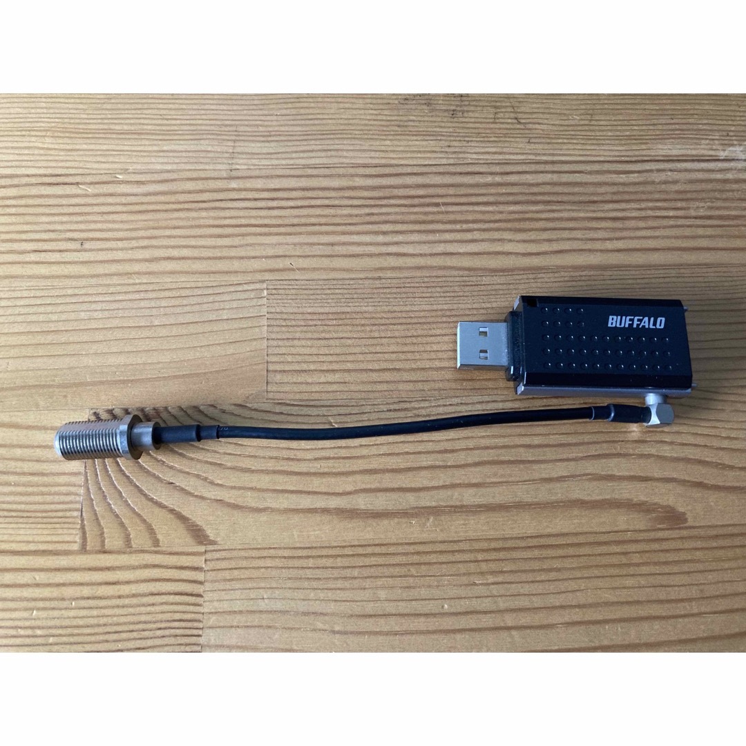 Buffalo(バッファロー)のバッファロー USB用地デジチューナー DT-F110/U2 スマホ/家電/カメラのPC/タブレット(PC周辺機器)の商品写真