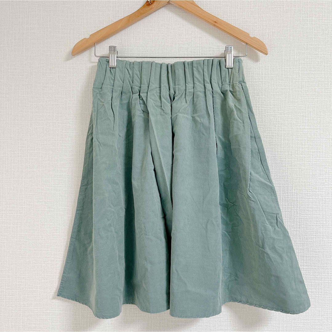 a.g.plus(エージープラス)のa.g.plus コーデュロイフレアスカート　グリーン レディースのスカート(ひざ丈スカート)の商品写真