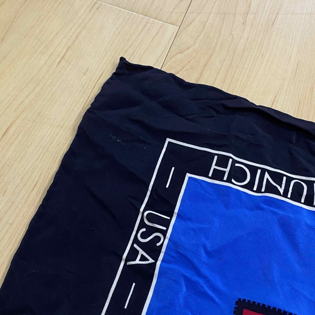 CHANEL(シャネル)のCHANEL　シャネル　スカーフ　切手柄　ブルー　ブラック　no.19 レディースのファッション小物(バンダナ/スカーフ)の商品写真