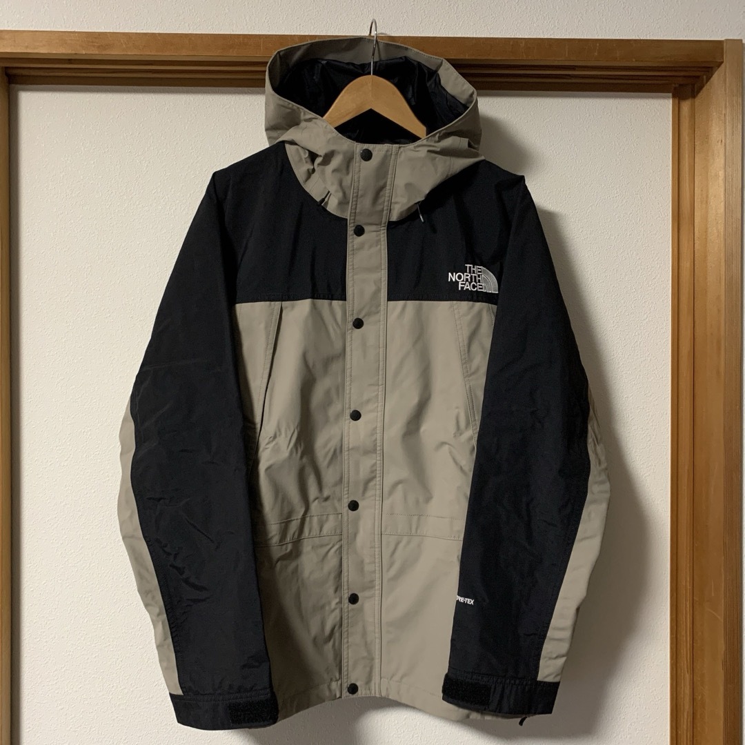 THE NORTH FACE(ザノースフェイス)のノースフェイス マウンテンライトジャケット ミネラルグレー  XL メンズのジャケット/アウター(マウンテンパーカー)の商品写真