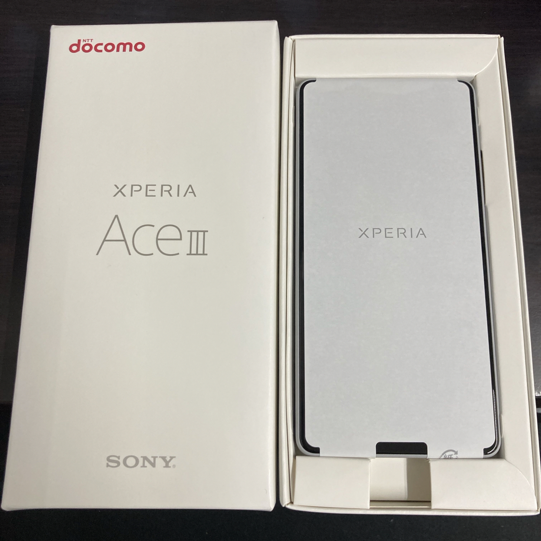 Xperia(エクスペリア)のSONY Xperia Ace III SO-53C グレー スマホ/家電/カメラのスマートフォン/携帯電話(スマートフォン本体)の商品写真