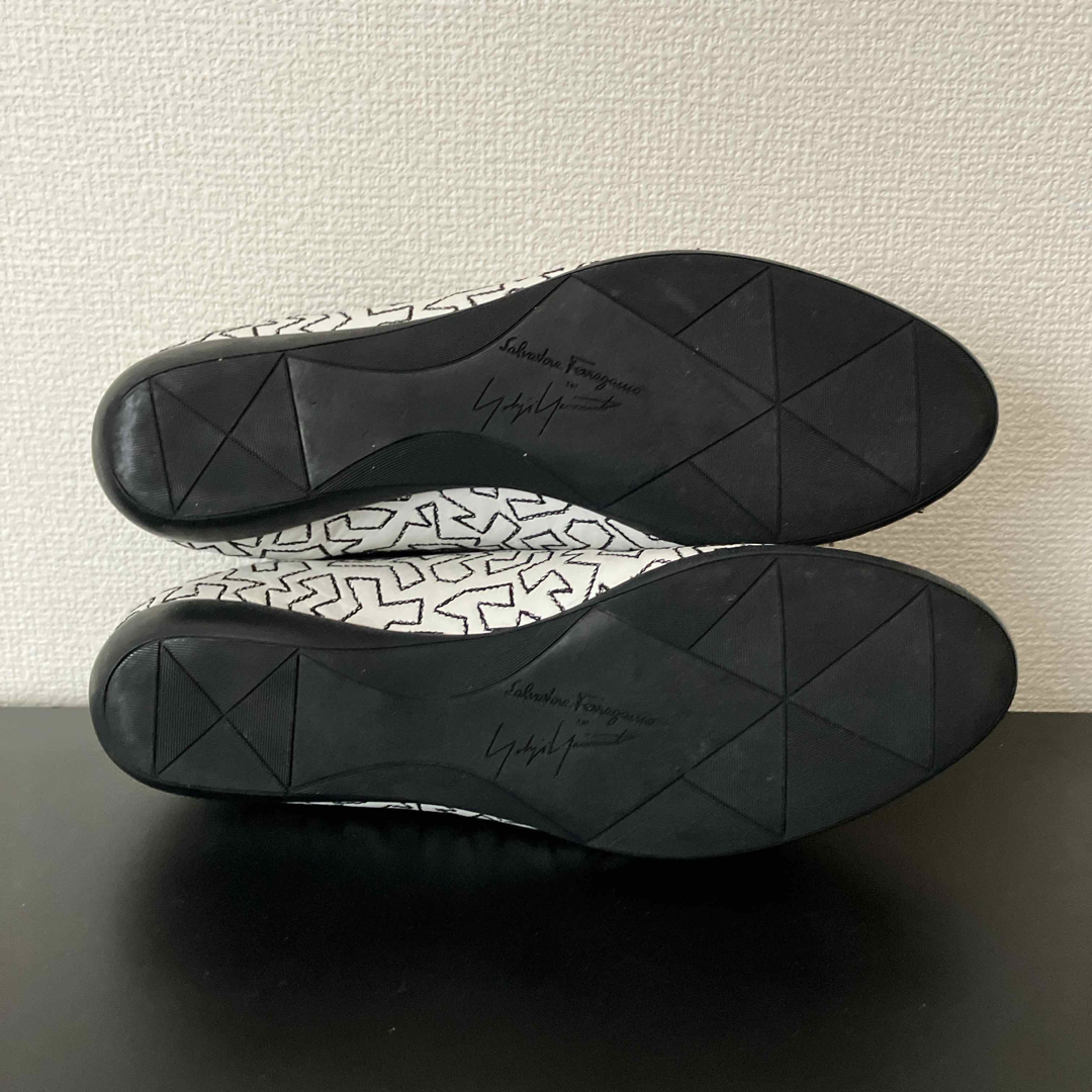 Salvatore Ferragamo(サルヴァトーレフェラガモ)のフェラガモ　コラボ　ヨウジヤマモト　スニーカー　美品　メンズ　レディース メンズの靴/シューズ(スニーカー)の商品写真