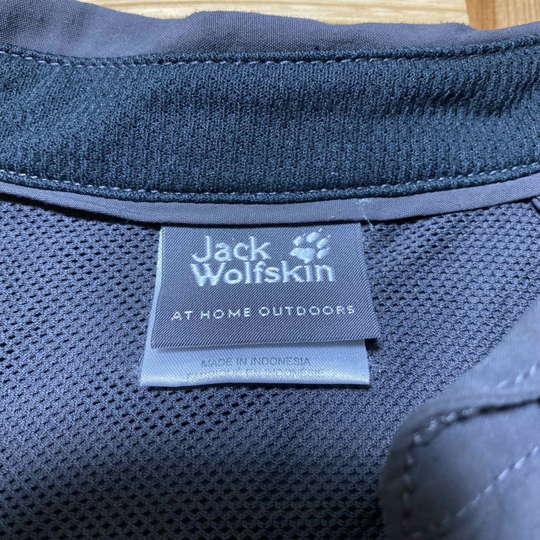 Jack Wolfskin(ジャックウルフスキン)のかずさん専用です　　jack wolfskin ソフトジャケット スポーツ/アウトドアのアウトドア(登山用品)の商品写真