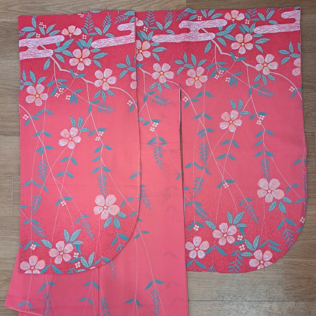フルセット 卒業式に最適 ピンク花柄小振袖とグリーン刺繍入り袴