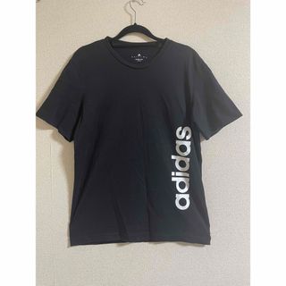 アディダス(adidas)のadidas Tシャツ(Tシャツ/カットソー(半袖/袖なし))