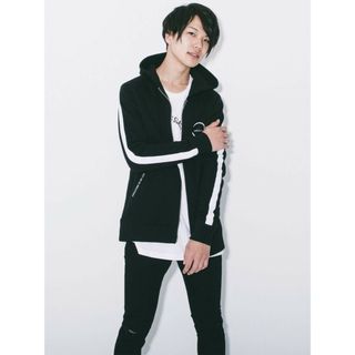 【中古】LILWHITE(dot) リルホワイト -F/B- ジップパーカー(パーカー)