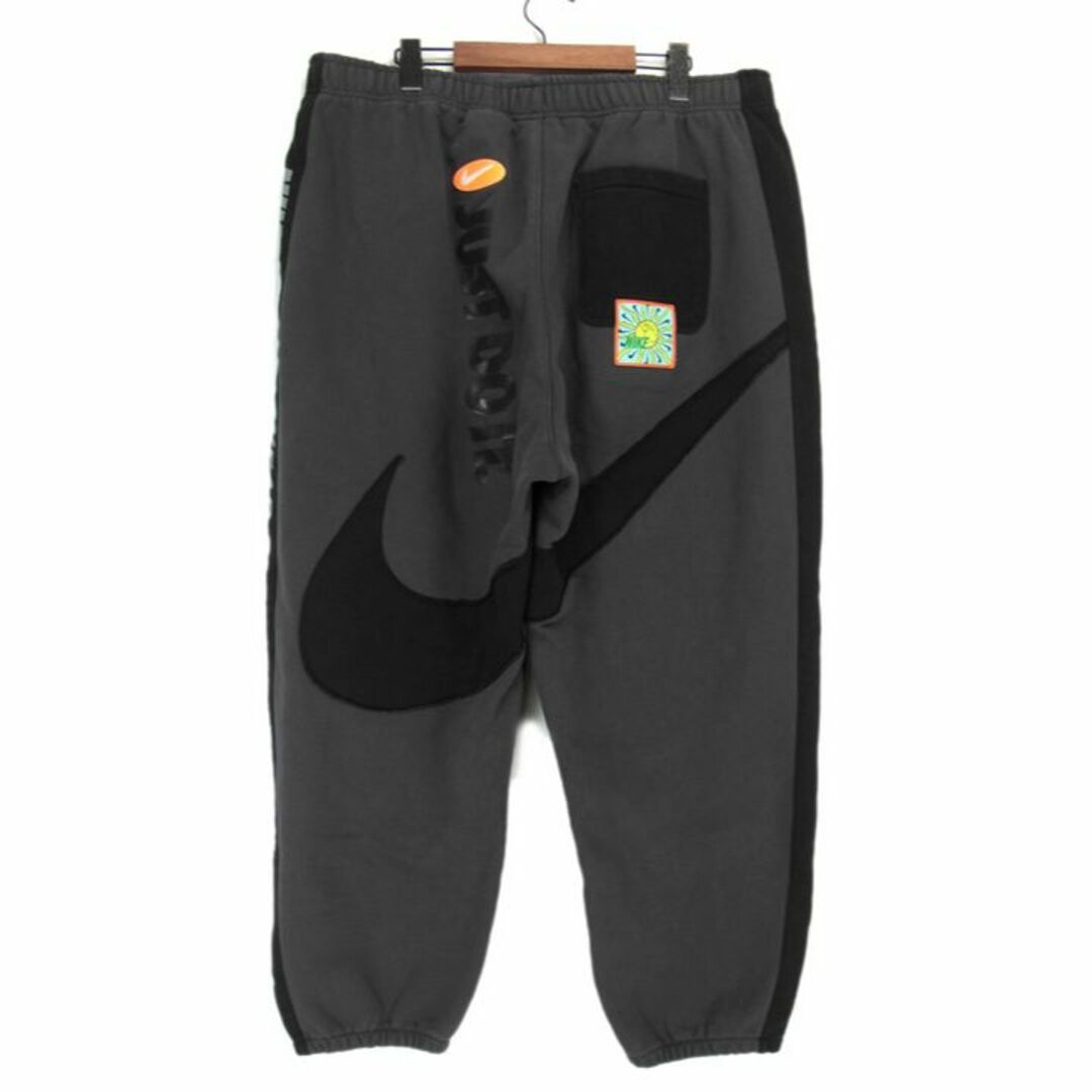 NIKE(ナイキ)のナイキ NIKE ■ 【 DC2723 060 】 ロゴ パッチ スウェット パンツ　w16811 メンズのパンツ(その他)の商品写真