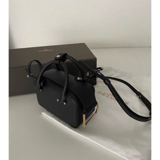 デルヴォー(DELVAUX)のデルヴォークールボックスナノ(ハンドバッグ)