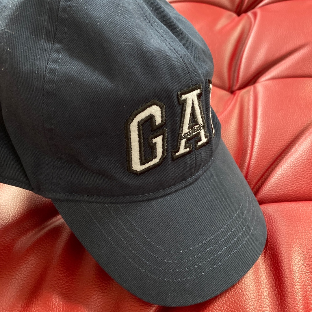 GAP(ギャップ)の新品タグ付き　GAP KIDS ギャップ　キッズ帽子キャップ　53〜55センチ　 キッズ/ベビー/マタニティのこども用ファッション小物(帽子)の商品写真