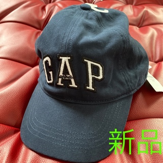 ギャップ(GAP)の新品タグ付き　GAP KIDS ギャップ　キッズ帽子キャップ　53〜55センチ　(帽子)