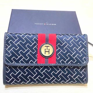 トミーヒルフィガー(TOMMY HILFIGER)の新品未使用　トミーヒルフィガー　二つ折り財布　ネイビー　ロゴ(財布)