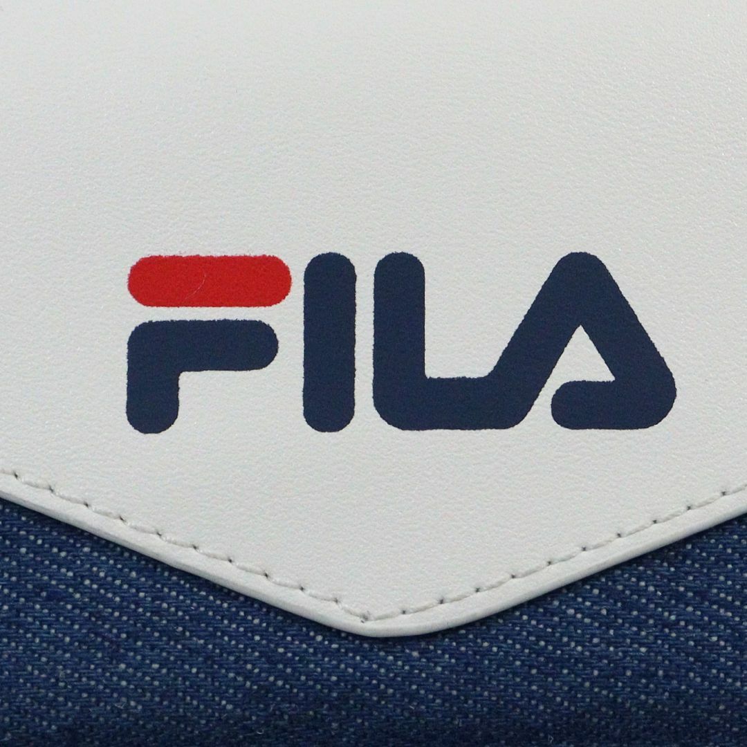 FILA(フィラ)のFILA フィラ 定期入れ パスケース リール付き デニムレター★ホワイト新品 レディースのファッション小物(名刺入れ/定期入れ)の商品写真