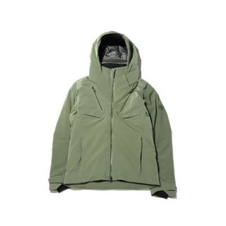 デサント(DESCENTE)のDESCENTE INSULATED JACKETデサント インシュレイテッド (マウンテンパーカー)