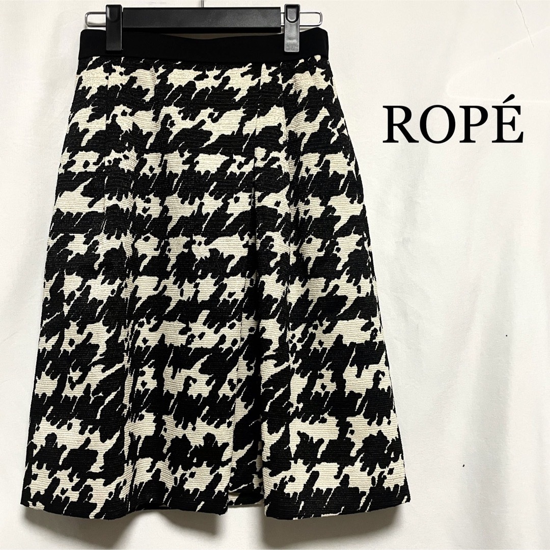 ROPE’(ロペ)の★美品・ほぼ未使用★ ROPE ロペ  スカート レディースのスカート(ひざ丈スカート)の商品写真