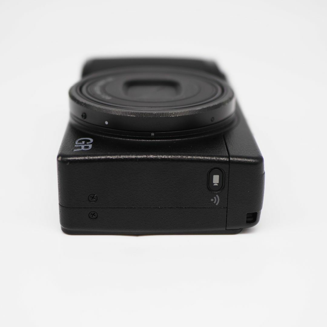 RICOH(リコー)の■9291ショット■ RICOH GR IIIx ■ほぼ新品■ スマホ/家電/カメラのカメラ(コンパクトデジタルカメラ)の商品写真