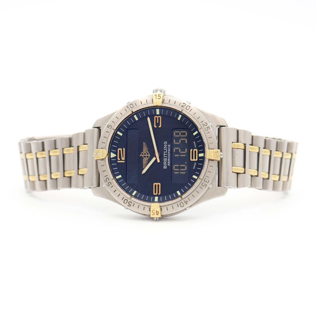 BREITLING(ブライトリング)のBREITLING Aerospac Chronograph F56062 Titanium Yellow Gold Analog Digital Quartz メンズの時計(腕時計(アナログ))の商品写真