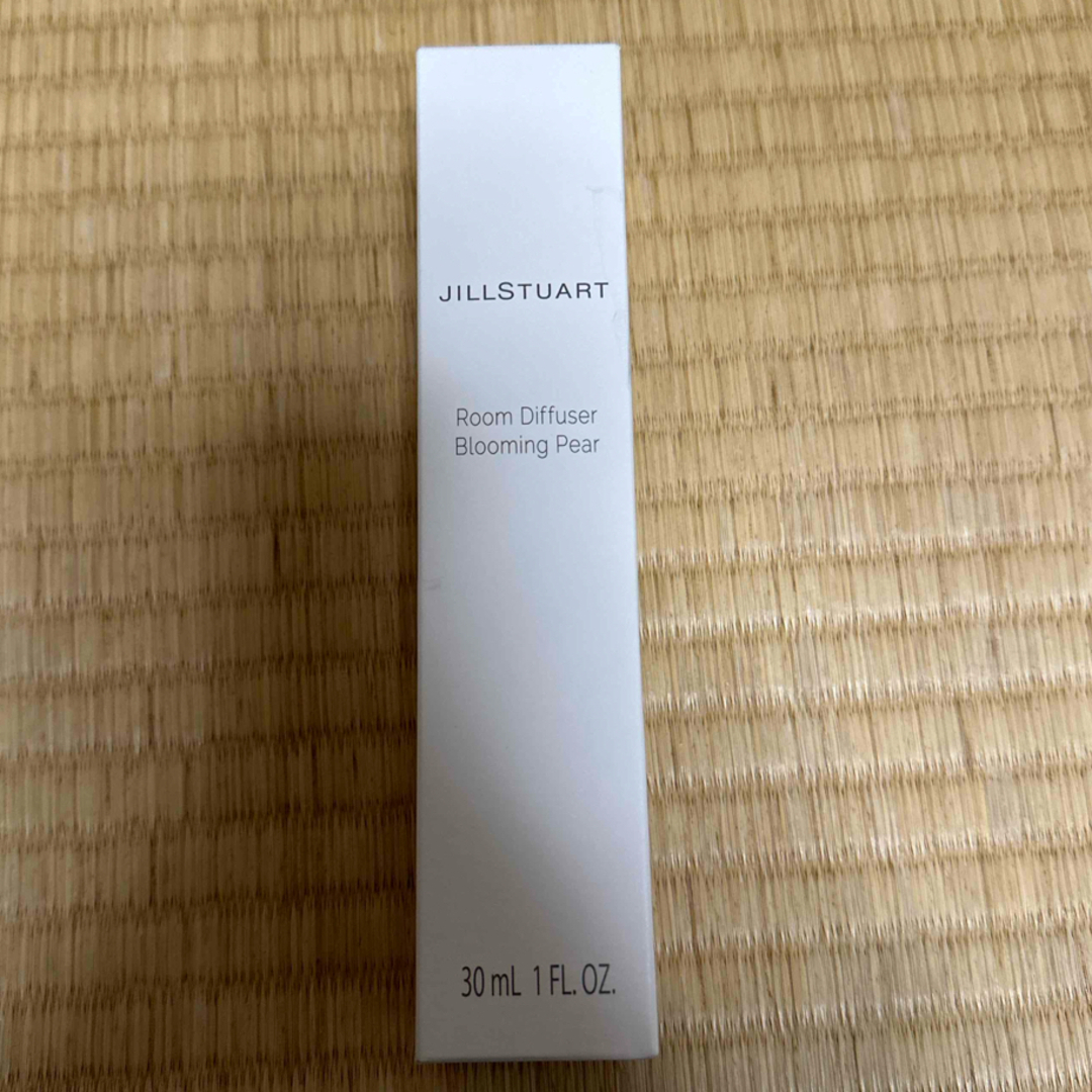 JILLSTUART(ジルスチュアート)のジルスチュアート ルームディフューザー ブルーミングペアー 30ml コスメ/美容のリラクゼーション(アロマディフューザー)の商品写真