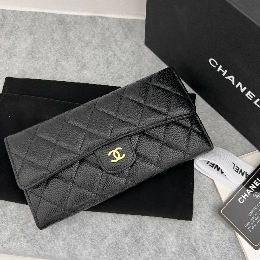 小松菜奈 美品！CHANEL キャビアスキン フラップウォレット 長財布