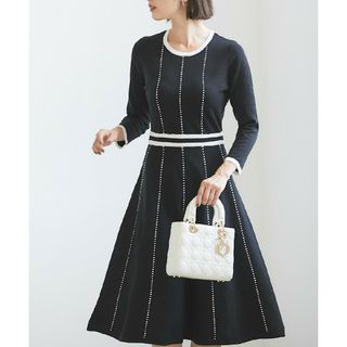 tocco closet luxe - トッコクローゼットリュクス　美人百花12月号掲載　配色ライン入りニットワンピース