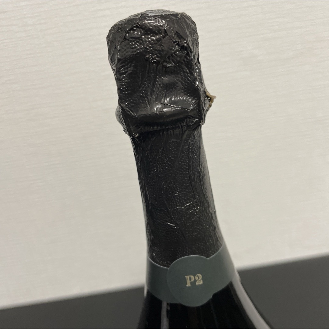 Dom Pérignon(ドンペリニヨン)のドンペリニヨンP2 2004年　未開栓　美品 食品/飲料/酒の酒(シャンパン/スパークリングワイン)の商品写真