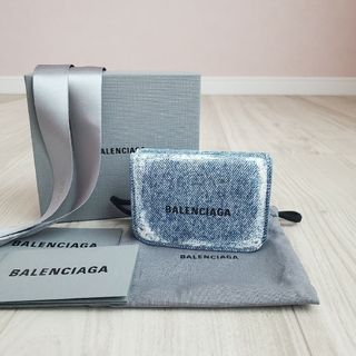 バレンシアガ(Balenciaga)の未使用《バレンシアガ》CASH ミニウォレット デニムプリント 三つ折り財布(財布)