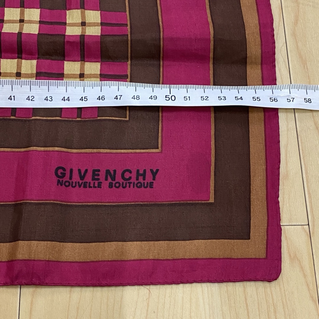 GIVENCHY(ジバンシィ)のジバンシイ　ジバンシー　スカーフ　レッド系　チェック　no.19 レディースのファッション小物(バンダナ/スカーフ)の商品写真