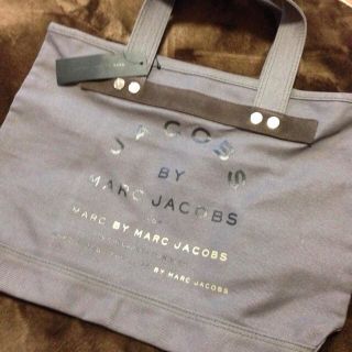 マークバイマークジェイコブス(MARC BY MARC JACOBS)の★新品★MARCJACOBSトートバッグ(トートバッグ)