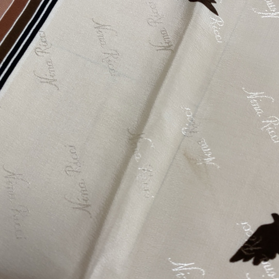 NINA RICCI(ニナリッチ)のニナリッチ　スカーフ　ブラウン系　鳥　ハト　はと　no.20 レディースのファッション小物(バンダナ/スカーフ)の商品写真