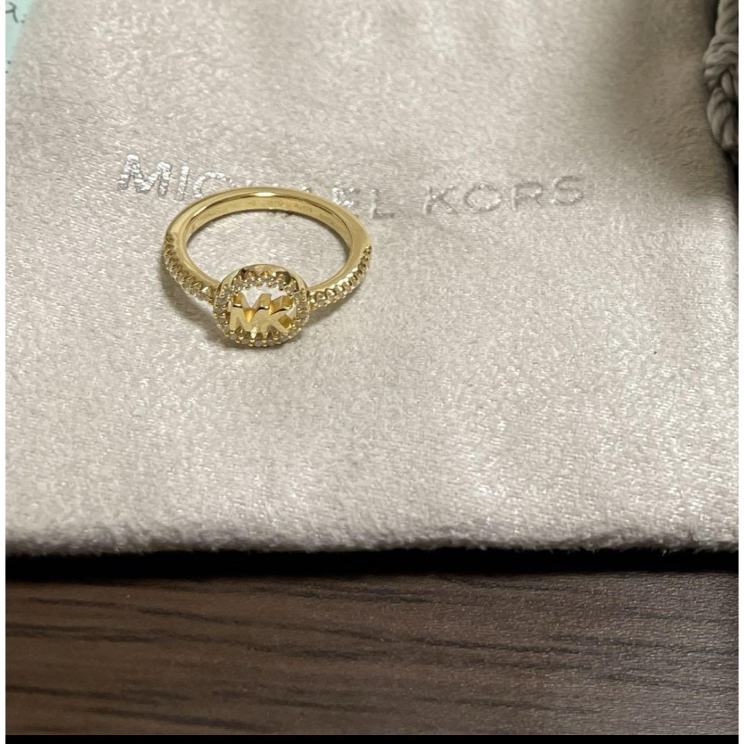 Michael Kors(マイケルコース)のMICHAEL KORS  KORS LOVE LOGO パヴェ ロゴリング レディースのアクセサリー(その他)の商品写真