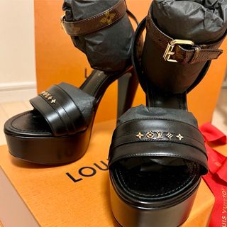 ルイヴィトン(LOUIS VUITTON)のルイヴィトン LV アフターグローラインサンダル 新品未使用(サンダル)