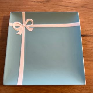 ティファニー(Tiffany & Co.)の限定値下げ！TIFFANY&CO  リボン　ブルーボウデザートプレート(食器)