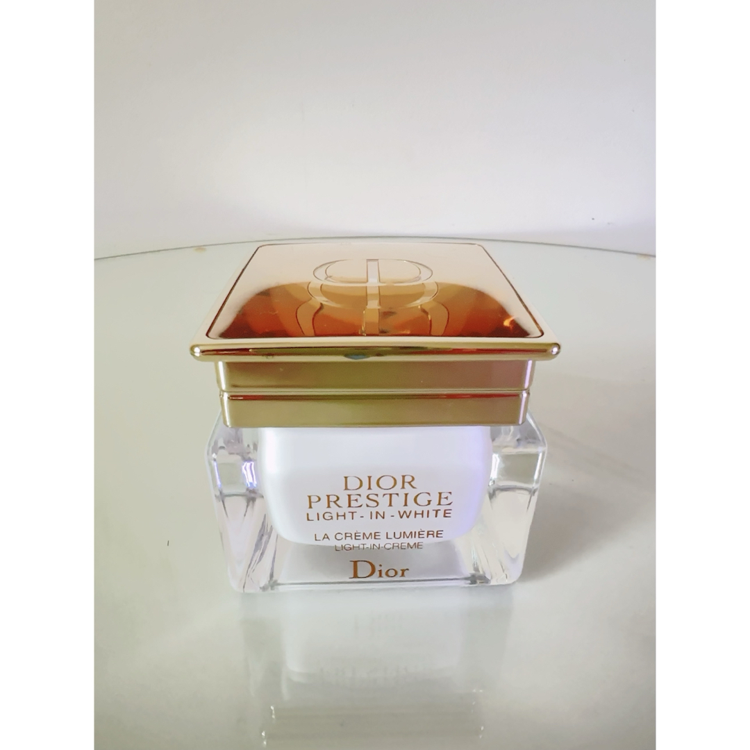 Dior(ディオール)のDIOR ディオール プレステージ ホワイト ラ クレーム ルミエール 50ml コスメ/美容のスキンケア/基礎化粧品(フェイスクリーム)の商品写真