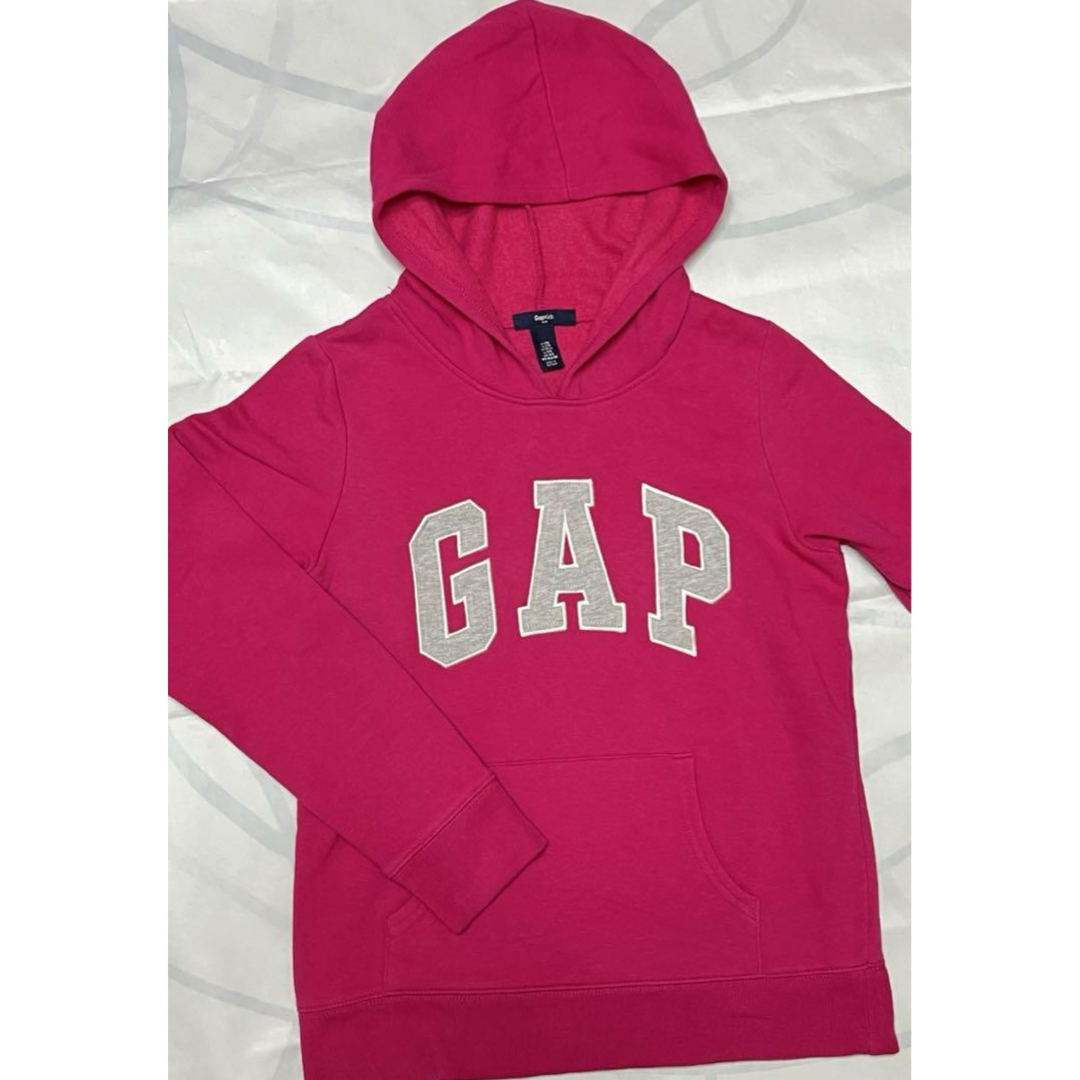 GAP Kids(ギャップキッズ)のGAPキッズパーカー キッズ/ベビー/マタニティのキッズ服女の子用(90cm~)(ジャケット/上着)の商品写真