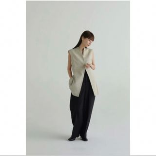 トゥデイフル(TODAYFUL)の【最終値下】【美品】louren slub tweed shape vest(ベスト/ジレ)